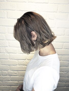 デイジー インデックスヘア 大島店(DAISY index hair) ”DAISY大島店”切りっぱなしボブ ミルクティーベージュボブルフ