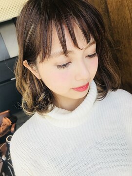 シウ 天王台(shiwu) shiwu小顔ミディアムヘア