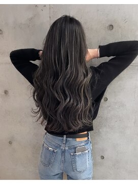 ネオリーブセブン 御茶ノ水店(Neolive 7) グレー系ハイライト