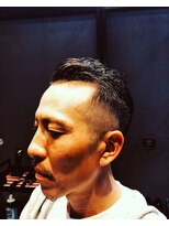 カレンズオブスタイル(CURRENNS OF STYLE) サイドパート ハイフェードカット