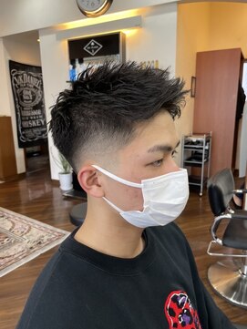 オンフリーク(ON FLEEK) #フェード#ジェットモヒカン#下関#メンズカット