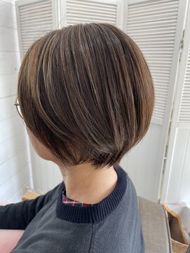 プラスモア(+moi) 大人ショートスタイル