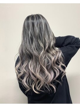 スワイ(SWAY) バレイヤージュ