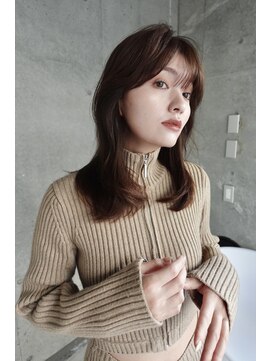 アワー(OUr-) look.ミディアムレイヤー