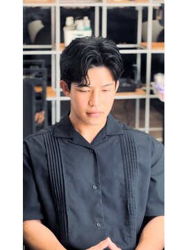 レボ(Revo) 韓国風ガイルヘア！