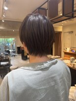 カヴェリ(kaveri)&nbsp;えりあし、可愛い　丸みショート