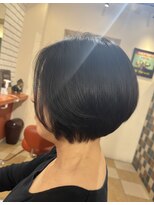 ヘアメイク フレンシア(hair make flencia)&nbsp;乾かすだけで決まる！大人の美艶シルエットボブ【084スタイル】