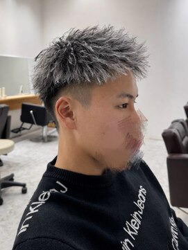 ルーストデラックス 京都河原町三条(ROOST dx) MEN’S HAIR/波巻ツイストスパイラル/フェザーパーマ/京都河原町