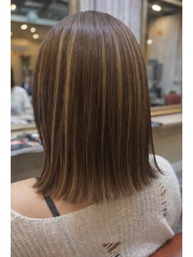 アリュー(allu) 幅広インナーカラー