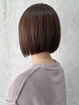 ザヘアメイクシェア(THE -HAIR MAKE SHARE-) シンプルなのに目を惹く。ツヤで魅せる王道ミニボブ
