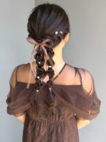 ナカオコアフュール(NAKAO COIFFURE)&nbsp;お呼ばれ ヘアセット 編み下ろしアレンジ ローポニー 結婚式