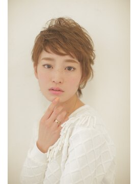 リー ヴィータ 上新庄(Lee Vita) 【Lee Vita】愛されショート