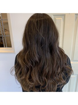 ヴィコロ(vicolo) 外国人風グレージュハイライト