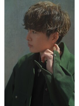 レジュアル(RESSUAL) 無造作パーマ　波巻　スパイラルパーマ　スリークショート