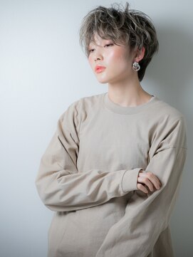 カバーヘア ブリス 川口(COVER HAIR bliss) 外国人風大人ハイライト小顔束感ショート202u川口20代30代40代