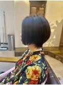 ショートボブ