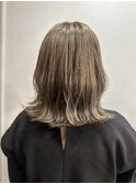 20代30代小顔ゆるふわミディミルクティベージュ