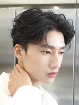 センターパートフェザーパーマニュアンスパーマコンマヘア原宿