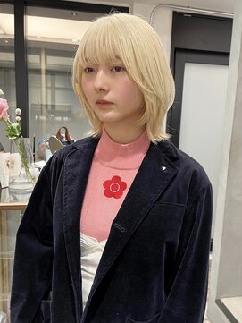 ローブ アオヤマ(LOAVE AOYAMA) ブロンド/ハイトーン/レイヤーボブ/抜きっぱなし/ダブルカラー