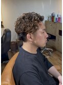 『SOI』ツイストスパイラルパーマ刈り上げスタイル