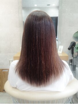 イシン(ISIN) さら艶ストレート