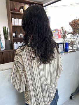 ウィム(wim) ウェーブパーマ / layer cut