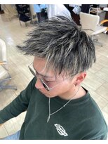 メンズサロン ガウディ 三宮店(men's salon Gaudi)&nbsp;金メッシュ×短髪×フェード