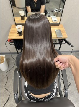 エレクシィ(ELEXY) 艶髪ストレートロング