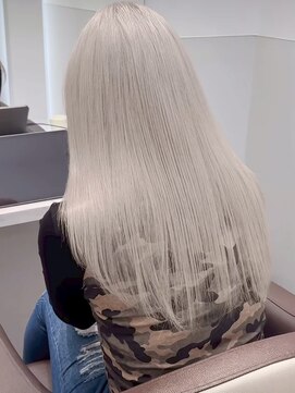 ジィルム(XELM) 韓国レイヤーカット/ブリーチ/レイヤーカット/ハッシュカット/