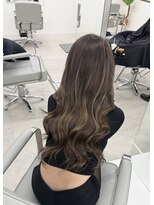 レアル 心斎橋 大阪(REAL)&nbsp;ミルクティーベージュ/ブリーチ/ダブルカラー/ベージュ/心斎橋