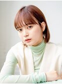 ショートボブ 前髪カット 透明感カラー 20代 小顔ショート