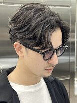 フィフス 大分(fifth)&nbsp;大分フェザーショートフェザーパーマセンターパート刈り上げ緩め