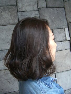 イノセントティアラ(Innocent Tiara) フレアボブ　ソフトグラデーション