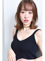 ナイン 麻布十番(NINE)&nbsp;外ハネ＋顔まわりレイヤー・小顔で骨格スッキリ・ボブ