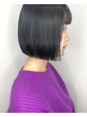 切りっぱなしボブ×ケアブリーチ×ブルーグレイ