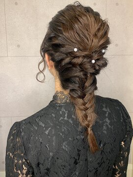 リスタバイネオリーブ 浅草(Re:sta by neolive) 編み込みダウンスタイル Re:sta by neolive