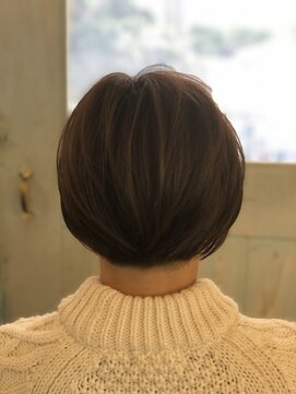 ラニ タテヤマ(LANI tateyama) 刈り上げ女子