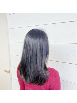 ピース トウキョウ(PEACE TOKYO) モテモテトリートメントでツヤツヤな髪に