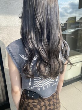 アレクサンドルオブカラーズカナザワ(ALEXANDRE OF COLORS KANAZAWA) gray