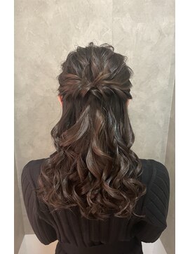 フェリーチェ(Felice) ハーフアップ お呼ばれヘア 結婚式ヘア ライブヘア イベントヘア