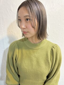 ロナ 岡崎竜美丘店(RONA) シルバーベージュボブ