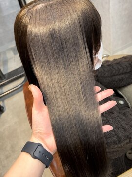 ナチュラル グロー 仙台駅前店(Natural grow) 艶カラー“グレージュ”