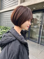 ロンド クラン 岡崎(Lond Clan)&nbsp;20代30代ひし形クビレ前下がり小顔スウィングショート