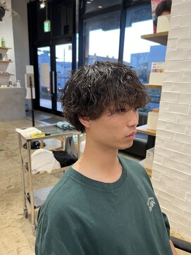 ザデイ カットアンドカルチャーショップ(THE DAY CUT&CULTURE SHOP) 波巻きショート