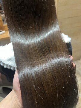 アルーシェ 新宿店(Alushe) ダークグレージュ×髪質改善