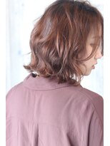 スパイス(SPICE) カシスブラウン大人キレイ外はねミディアムボブ顔回りカット