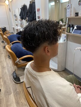 スノードロップ 高円寺店(Snowdrop) ダークアッシュ/アッシュブラック/カルマパーマ/ベリーショート