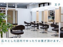 インパークス 王子店(INPARKS)の雰囲気（広々とした店内でゆったりお寛ぎ頂けます。［王子駅/王子］）