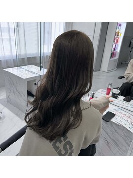 スウィープ(sweep) ブリーチなしWカラー/オリーブベージュ/天神美容室