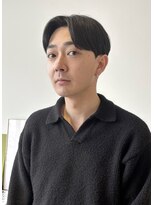 ヘアーアイストゥーレ(HAIR ICI TRE) 20代大人男性マッシュ×センターパート